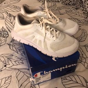 White Gusto Champion sneaker MAKE AN OFFER